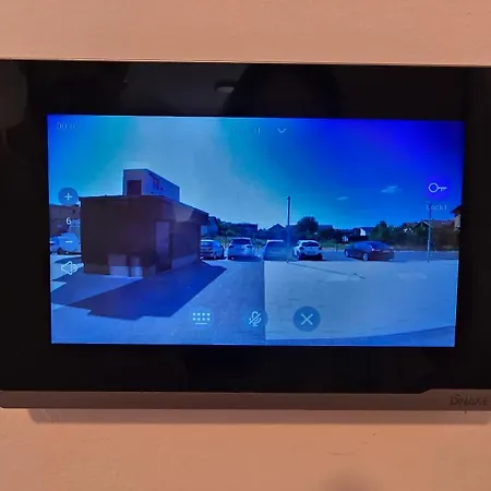 Jetsetters Corner Near Airport Apartment