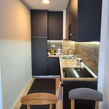 Jetsetters Corner Near Airport Sarajevo